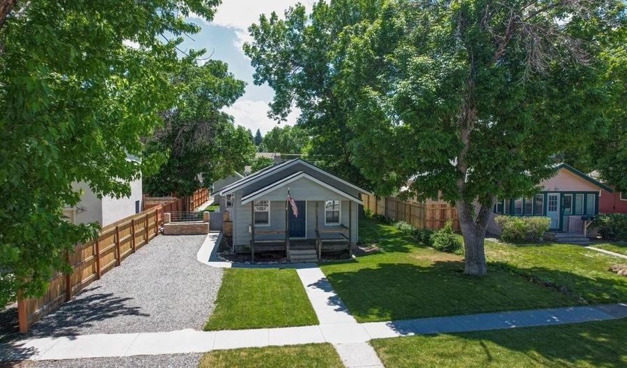 932 Cody Ave, Cody, WY 82414 - 2 Beds, 1 Bath
