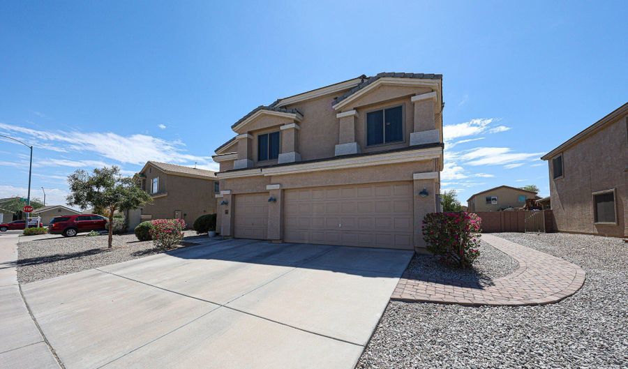 12339 W HAZELWOOD St, Avondale, AZ 85392 - 6 Beds, 4 Bath