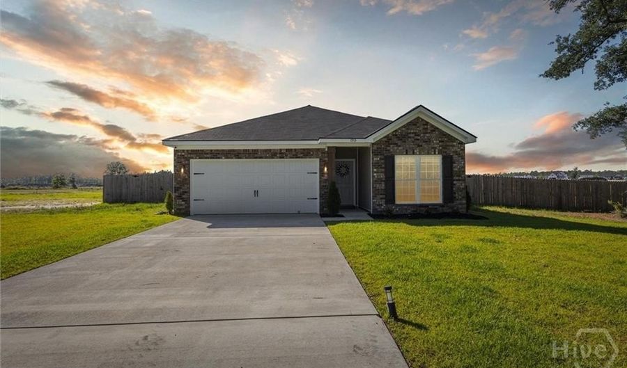 1913 Arnold Dr SE, Allenhurst, GA 31301 - 3 Beds, 2 Bath