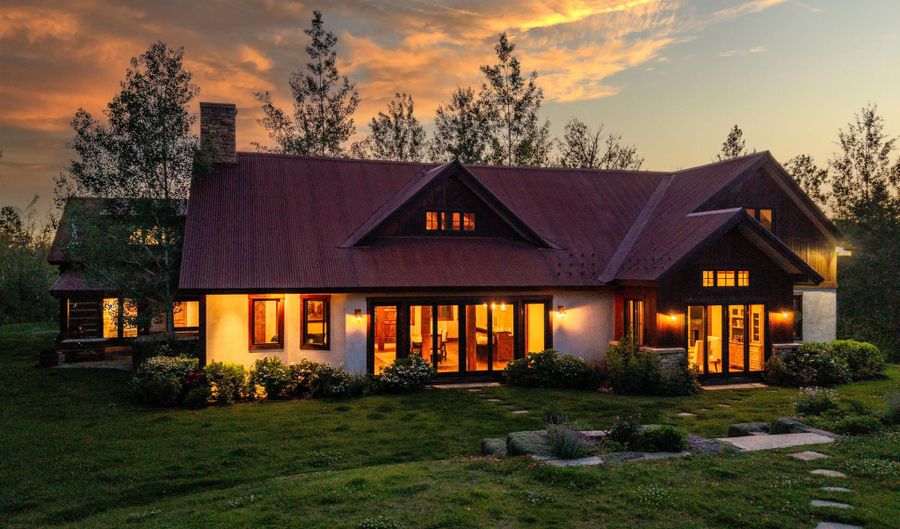 2815 N BLACK SHEEP FARM Rd, Alta, WY 83414 - 4 Beds, 5 Bath