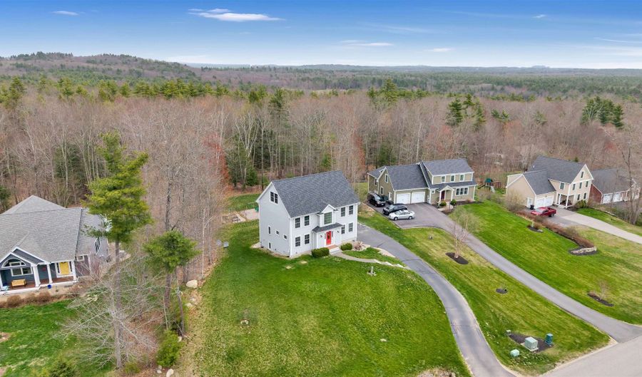 58 Village Place Dr, Barrington, NH 03825 - 3 Beds, 3 Bath