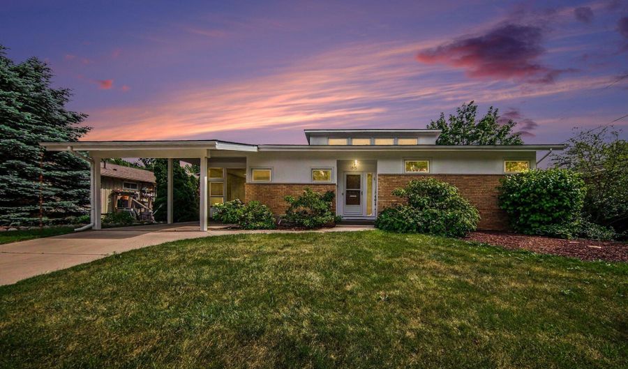 1815 Arbordale St, Ann Arbor, MI 48103 - 3 Beds, 2 Bath
