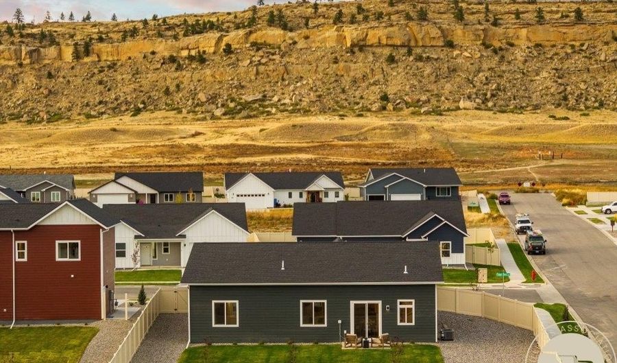 7060 Copper Bend Blvd, Billings, MT 59106 - 3 Beds, 2 Bath