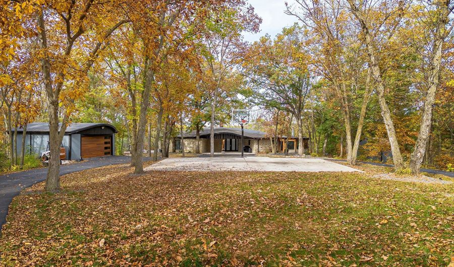 33875 L Ave, Adel, IA 50003 - 3 Beds, 3 Bath