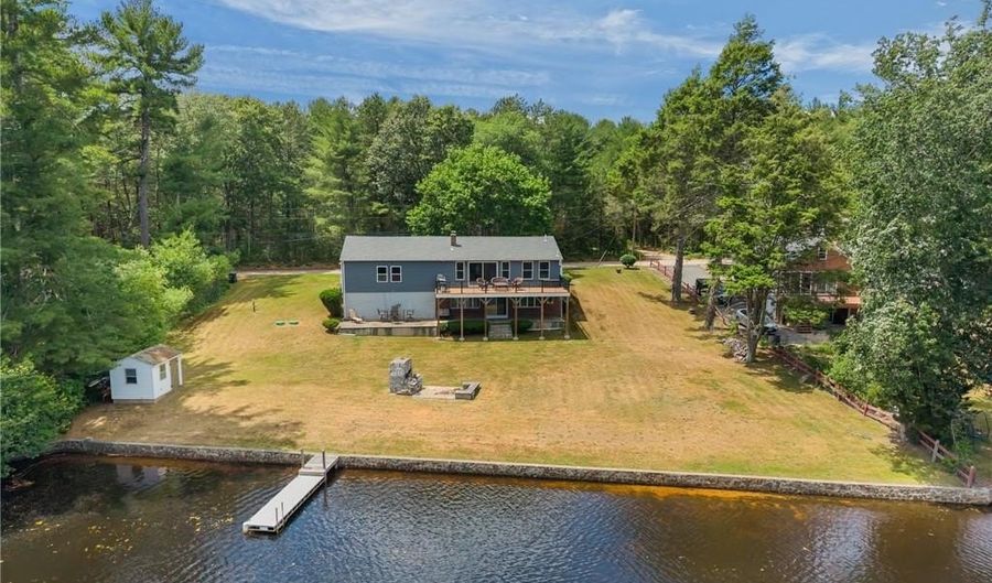 14 Pine Tree Rd, Coventry, RI 02816 - 2 Beds, 3 Bath