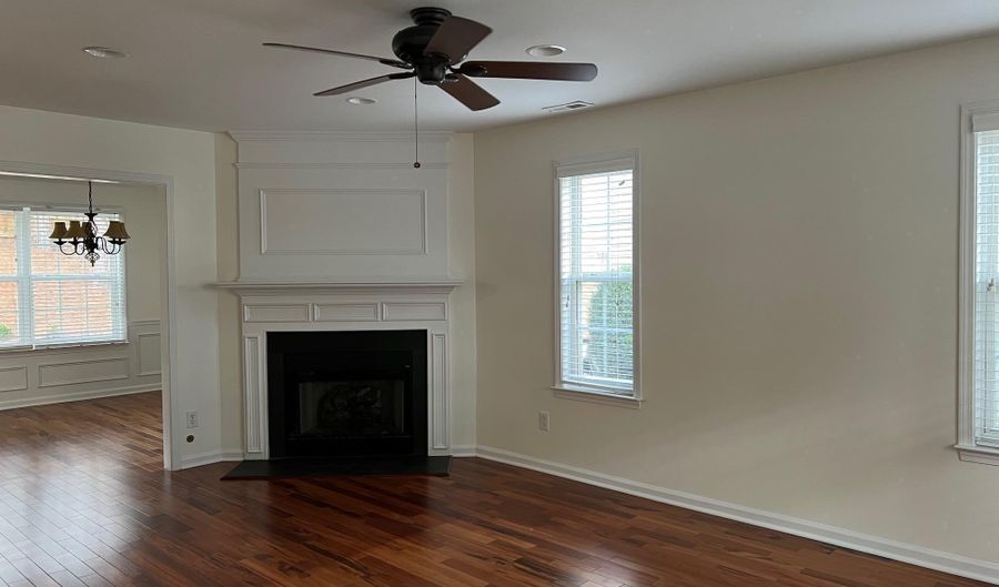 109 Cranwell Ct, Apex, NC 27502 - 3 Beds, 3 Bath
