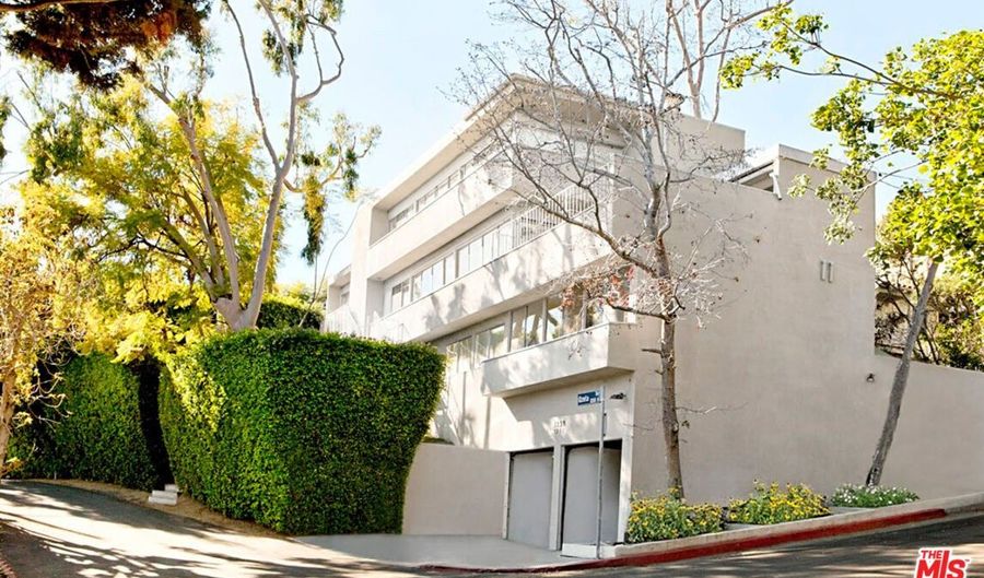 1237 Hilldale Ave, West Hollywood, CA 90069 - 7 Beds, 0 Bath