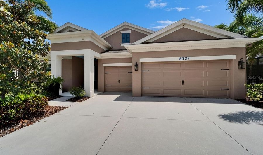 6507 MAIDEN SEA Dr, Apollo Beach, FL 33572 - 4 Beds, 3 Bath