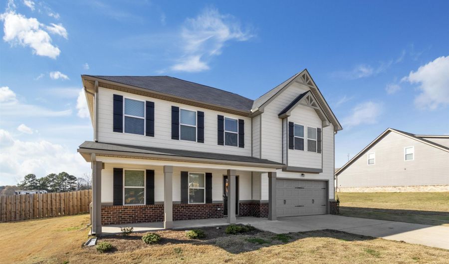 400 Carver Dr SW, Arab, AL 35016 - 4 Beds, 4 Bath
