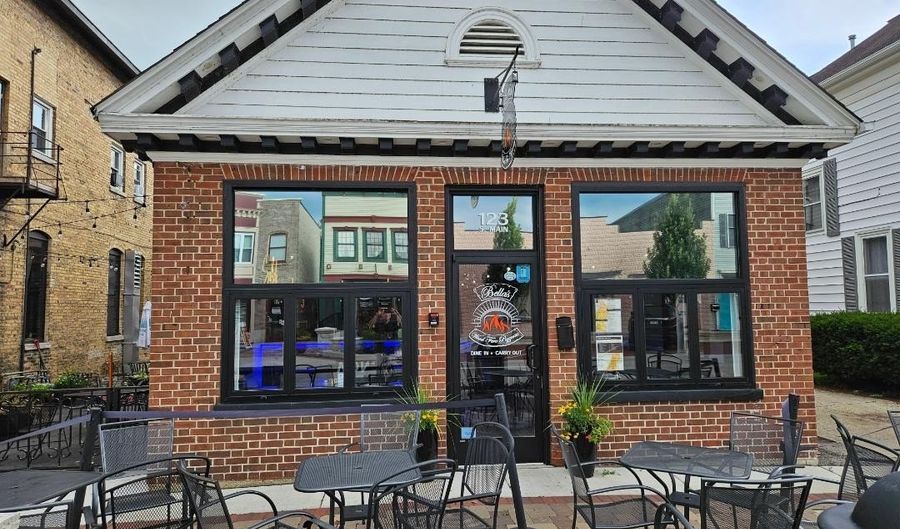 123 S Main St, Algonquin, IL 60102 - 0 Beds, 0 Bath