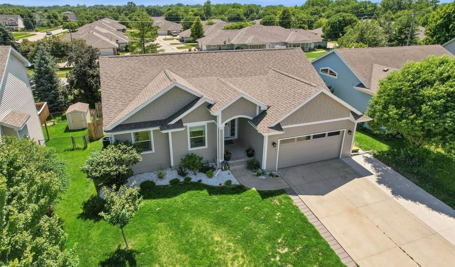 3020 SW Butternut Dr, Ankeny, IA 50023 - 4 Beds, 3 Bath