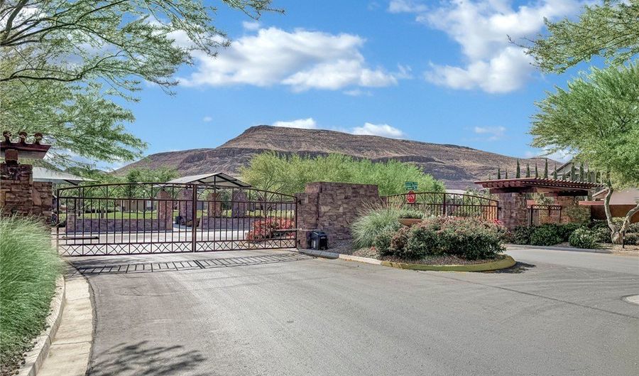 5523 Kyle Peak Ct, Las Vegas, NV 89135 - 4 Beds, 4 Bath