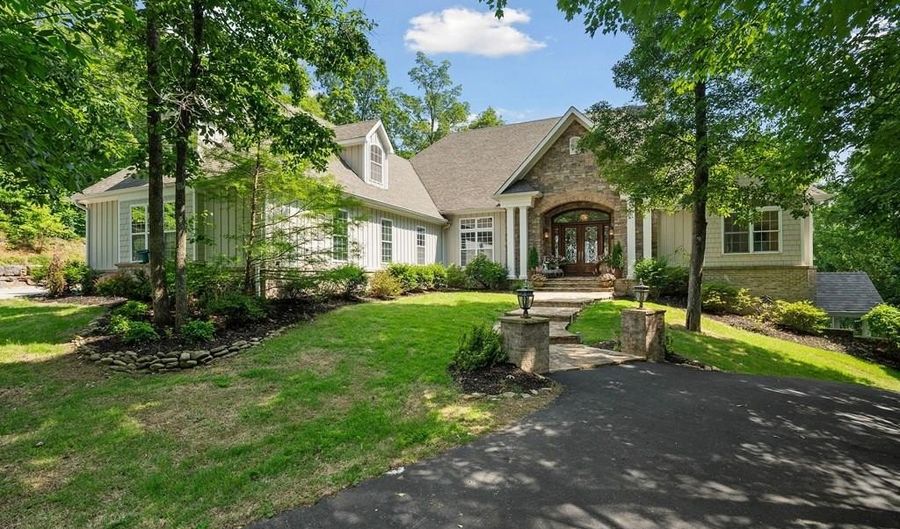 1001 Cornerstone Pkwy, Allons, TN 38541 - 6 Beds, 8 Bath