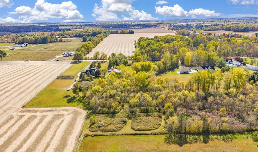 16101 34 Mile, Armada, MI 48005 - 4 Beds, 2 Bath