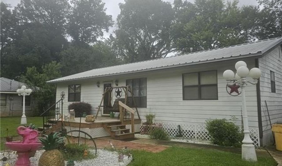 711 AVOYELLES DR None, Alexandria, LA 71302 - 3 Beds, 2 Bath