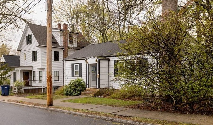 177 Perham St, Boston, MA 02132 - 2 Beds, 1 Bath