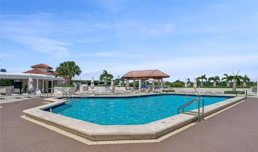 20185 E Country Club Dr 505, Aventura, FL 33180 - 2 Beds, 2 Bath