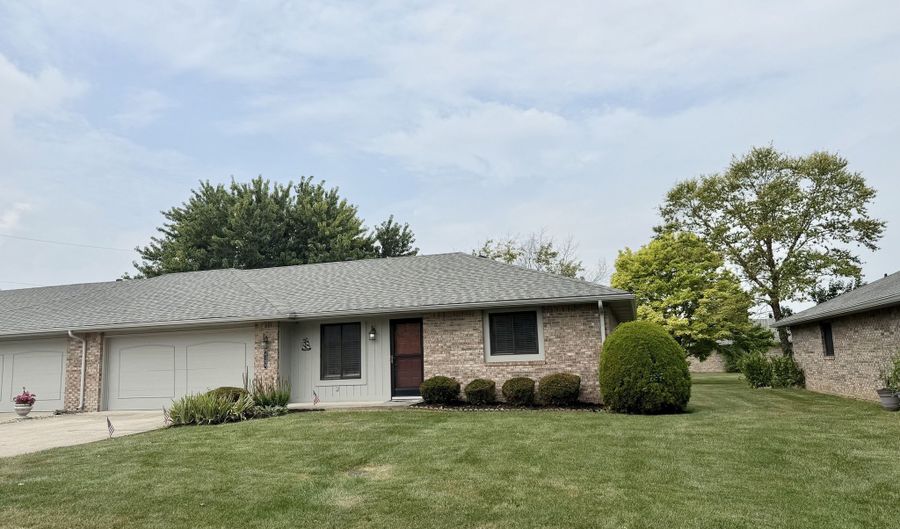 4125 Burton Place Ct, Anderson, IN 46013 - 2 Beds, 2 Bath