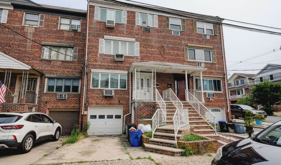 4 SUNSET Ave, Bayonne, NJ 07002 - 6 Beds, 4 Bath