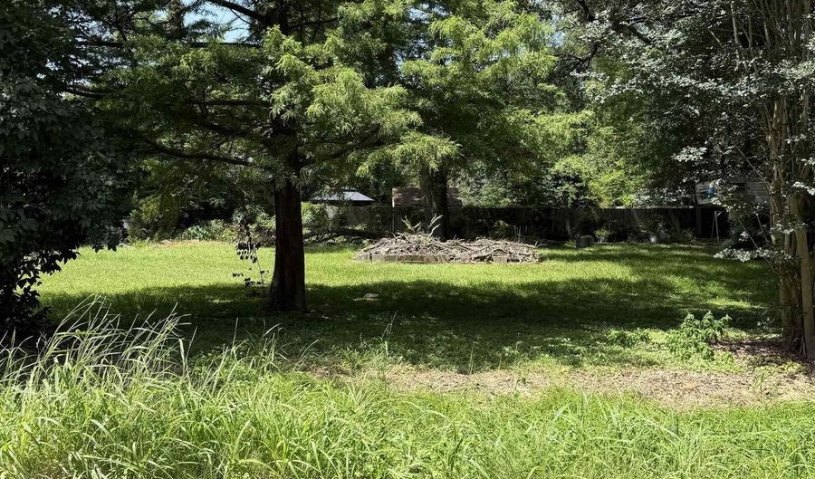 Louisiana Ave lot 6, Baker, LA 70714 - 0 Beds, 0 Bath