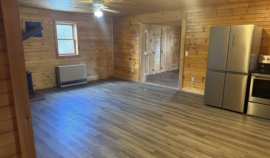 44 Vernal Huff Rd, Athens, ME 04912 - 2 Beds, 1 Bath