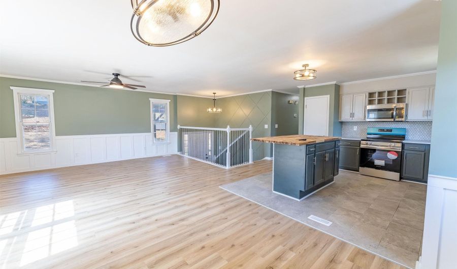 1025 OLD MILL Rd, Anniston, AL 36207 - 4 Beds, 2 Bath