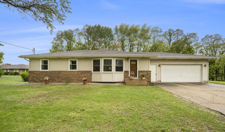 3042 Grandview Dr, Allegan, MI 49010 - 3 Beds, 2 Bath