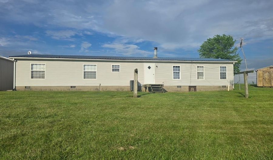 13285 W Levell Rd, Bennington, IN 47011 - 3 Beds, 2 Bath