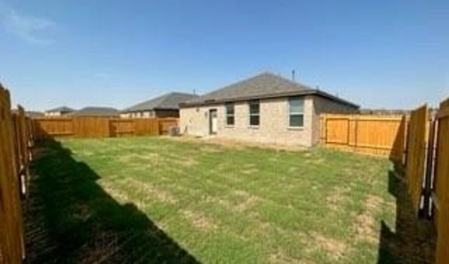 901 Calhoun Dr, Anna, TX 75409 - 4 Beds, 2 Bath