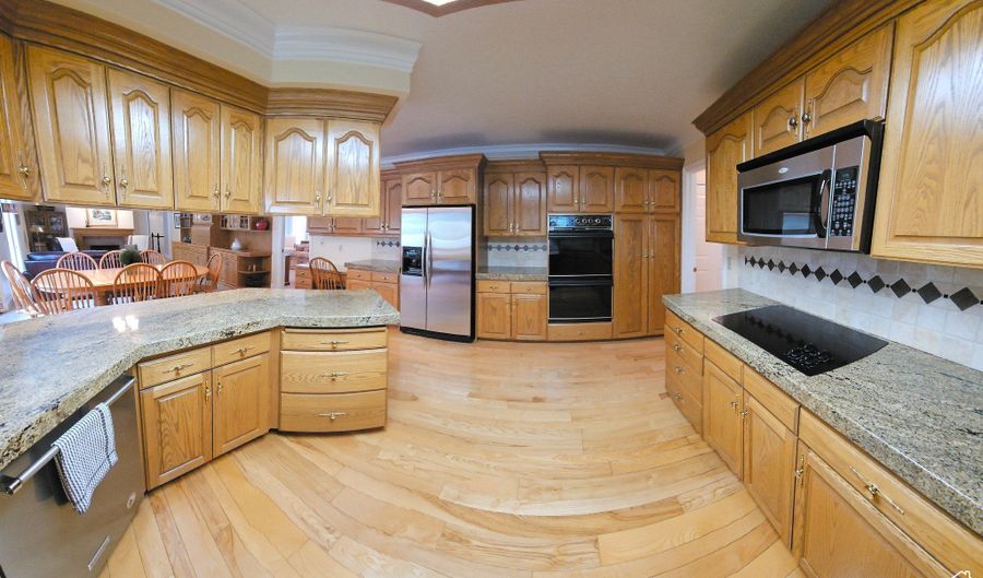 1360 LAKEVIEW, Bountiful, UT 84010 - 5 Beds, 4 Bath