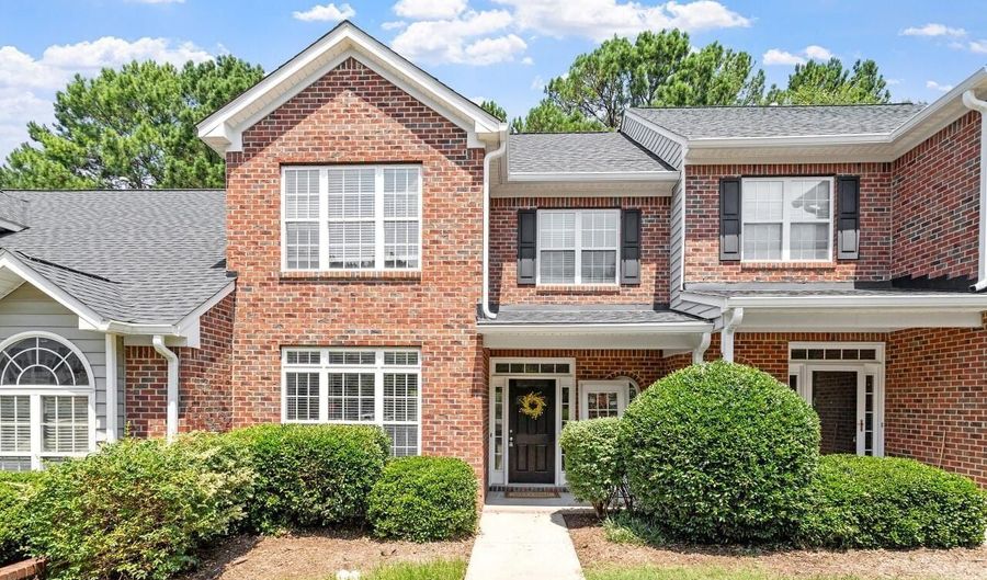 1505 Poets Glade Dr, Apex, NC 27523 - 3 Beds, 3 Bath
