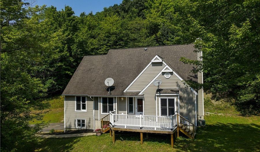 158 Hawthorn Ln, Allegany, NY 14706 - 4 Beds, 4 Bath