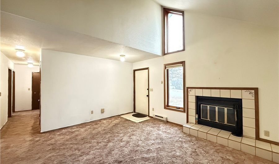 2904 Bunker Hill Dr, Billings, MT 59105 - 5 Beds, 3 Bath