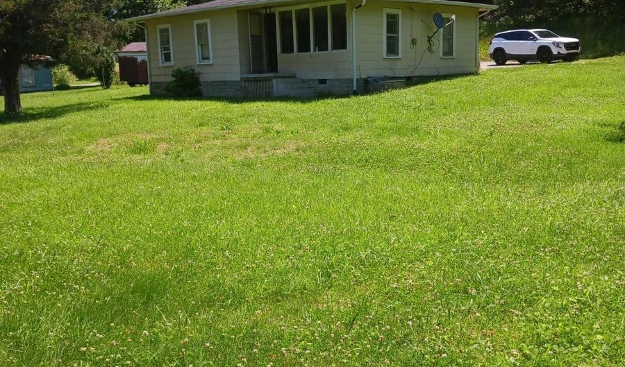 32 Cr-1143A Dear Born Dr, Barbourville, KY 40906 - 2 Beds, 1 Bath