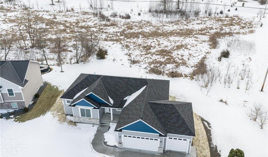 100 Schwinghammer Dr, Albany, MN 56307 - 4 Beds, 3 Bath