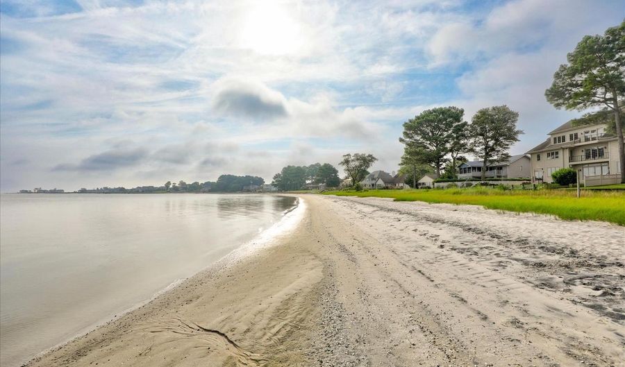 29902 SAWMILL Dr, Dagsboro, DE 19939 - 5 Beds, 4 Bath