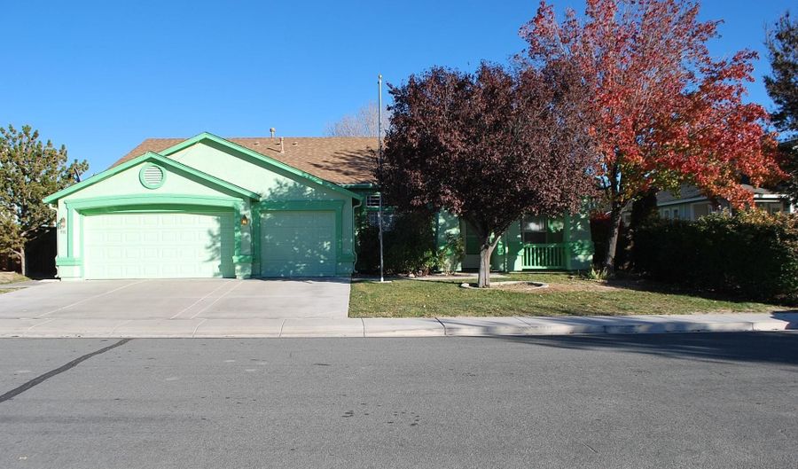 931 Desert Breeze Way, Fernley, NV 89408 - 3 Beds, 2 Bath