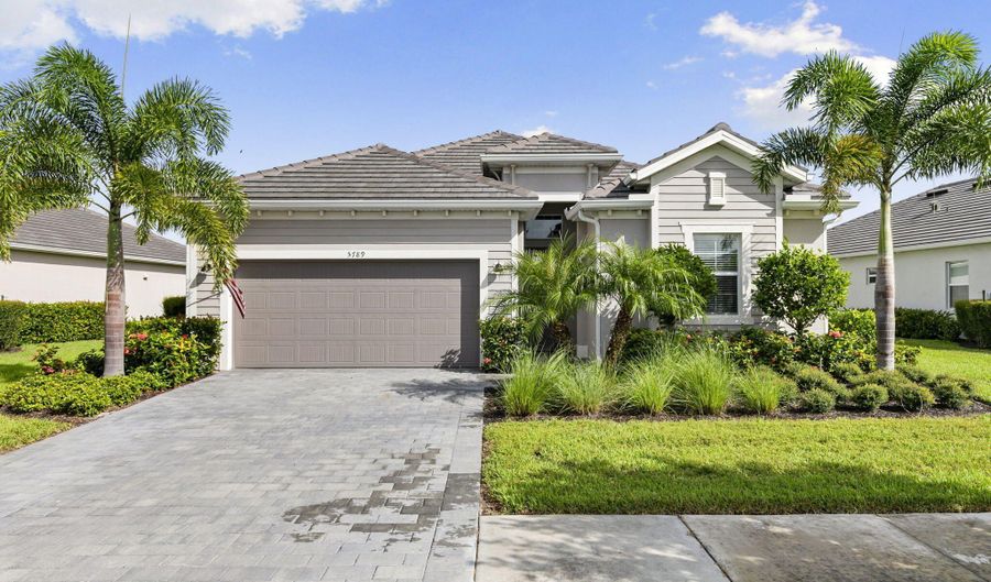 5789 KINGSTON Pl, Ave Maria, FL 34142 - 4 Beds, 3 Bath