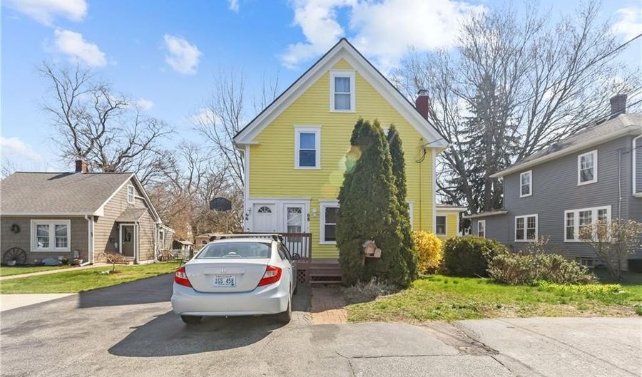66 Earl Ave, East Providence, RI 02915 - 4 Beds, 3 Bath