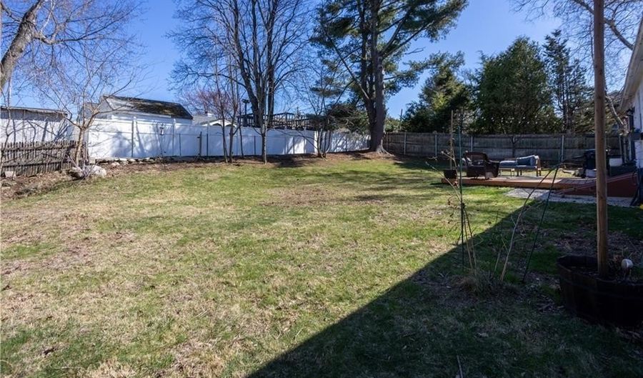 80 Barrett Ave, North Providence, RI 02904 - 4 Beds, 1 Bath