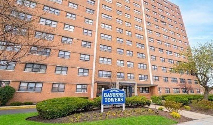 1225 KENNEDY Blvd 1D, Bayonne, NJ 07002 - 1 Beds, 1 Bath