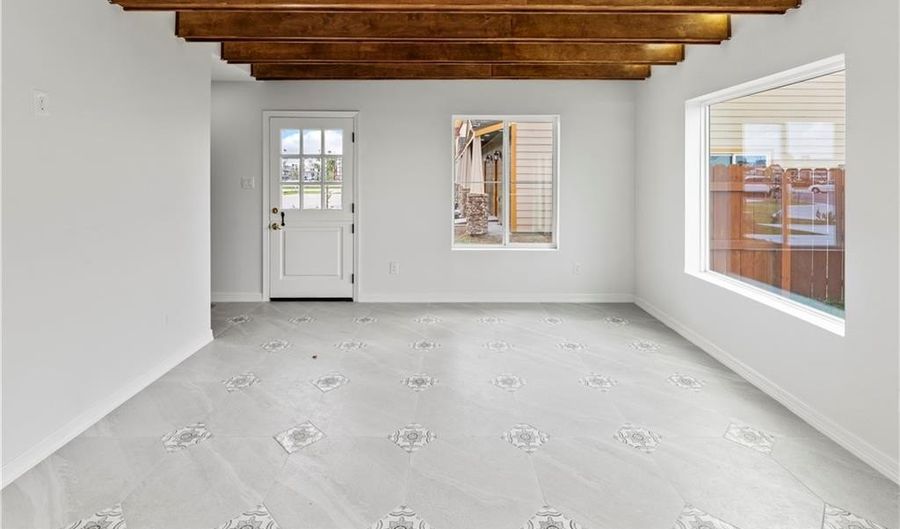 1404 E Karen Dr A, Alton, TX 78573 - 2 Beds, 3 Bath