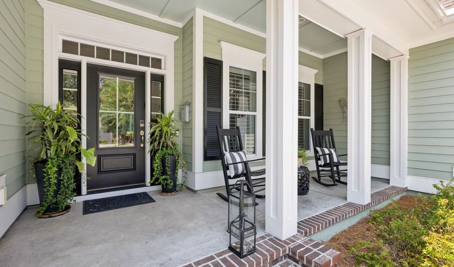 33 Driftwood Ct W, Bluffton, SC 29910 - 4 Beds, 3 Bath