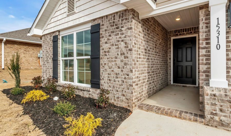 15427 Springbrook Trce, Athens, AL 35611 - 3 Beds, 2 Bath