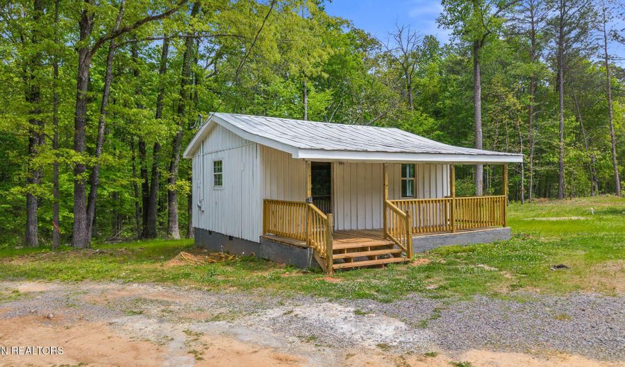 236 Sweeney Rd, Benton, TN 37307 - 1 Beds, 1 Bath