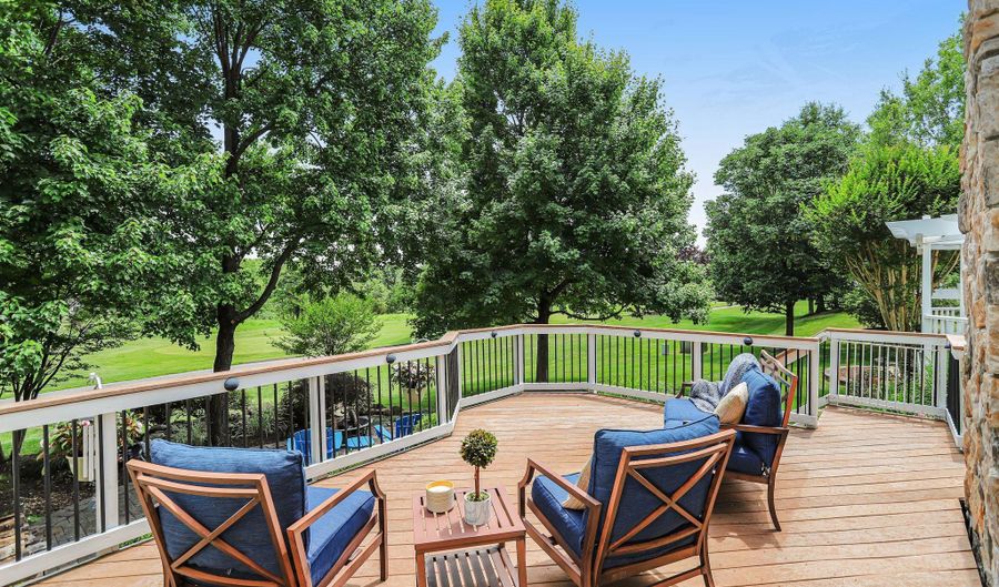 19930 MIZNER Ter, Ashburn, VA 20147 - 3 Beds, 4 Bath