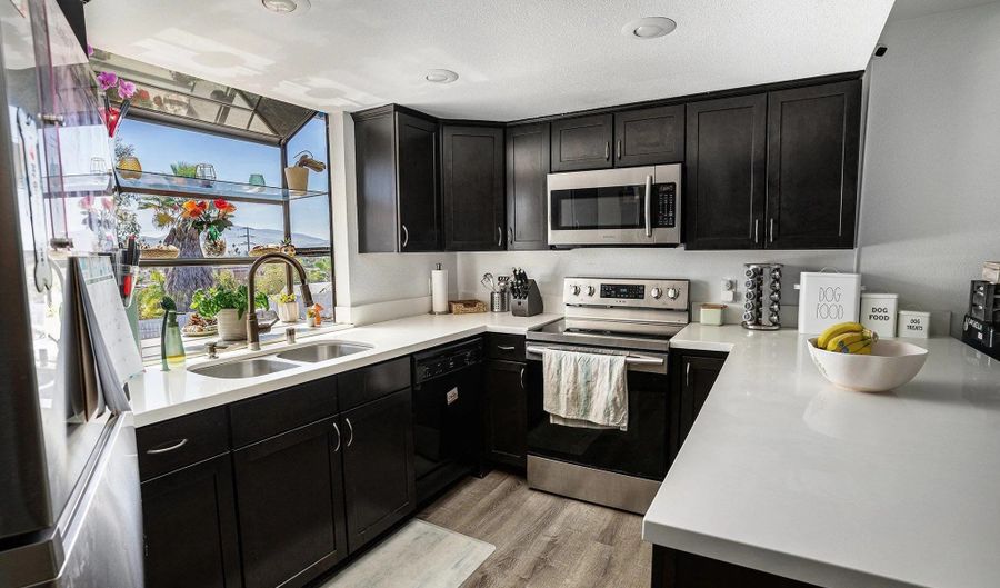 440 Citracado Pkwy 14, Escondido, CA 92025 - 2 Beds, 2 Bath