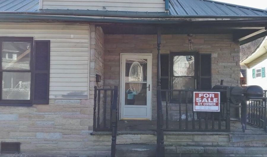 308 Spruce St, Appalachia, VA 24216 - 3 Beds, 2 Bath