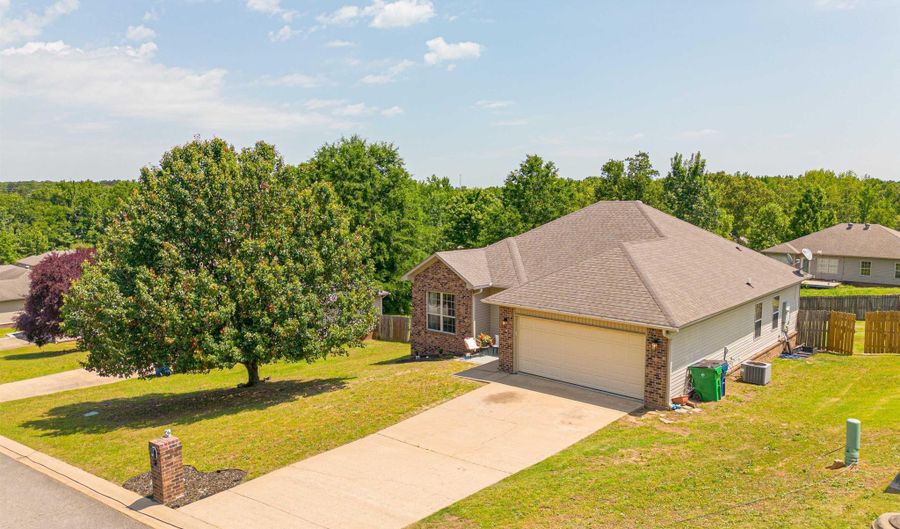321 Weathering Ln, Austin, AR 72007 - 3 Beds, 2 Bath