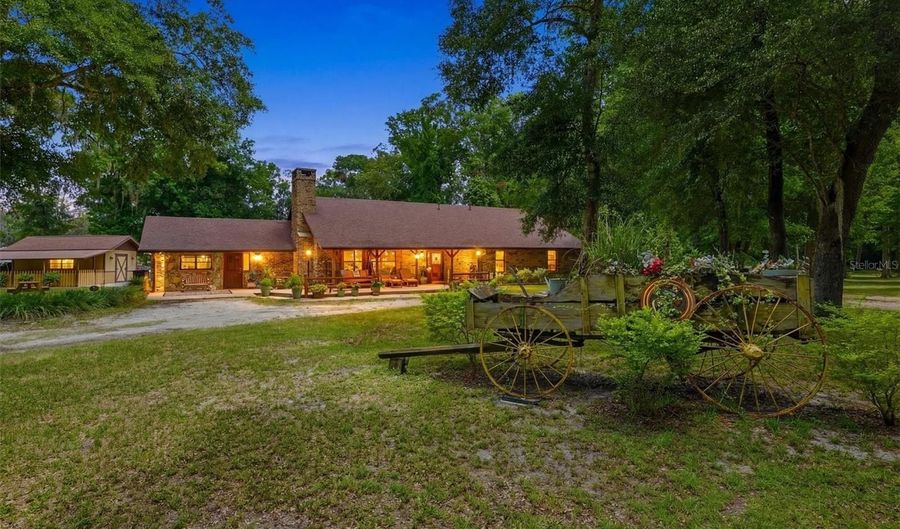 3551 E HIGHWAY 329, Anthony, FL 32617 - 3 Beds, 3 Bath
